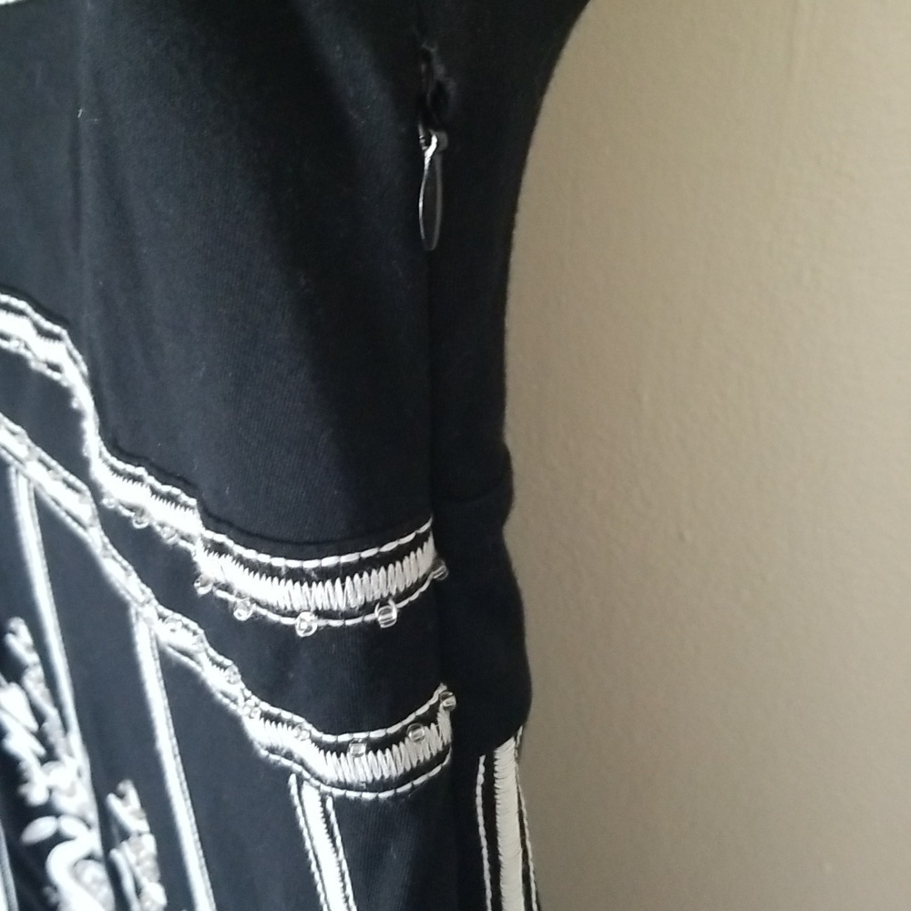 INC embroidered black white dress size Xsmall Pima Cotton/modal EUC - Picture 6 of 6